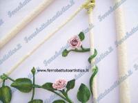 parapetto-in-ferro-battuto-con-rose-e-fiori-05